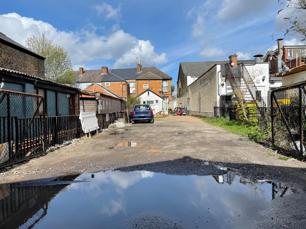 Lot: 51 - MIXED USE PROPERTY WITH DEVELOPMENT POTENTIAL -
